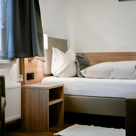 Hotel Koch 3*