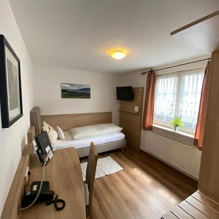Koch Otel 3*